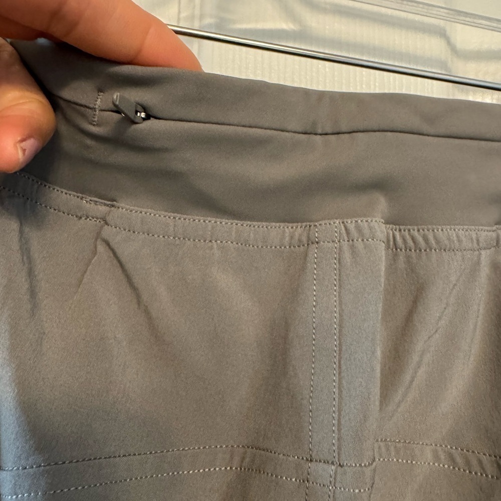Lululemon pants - Picture 8 of 9